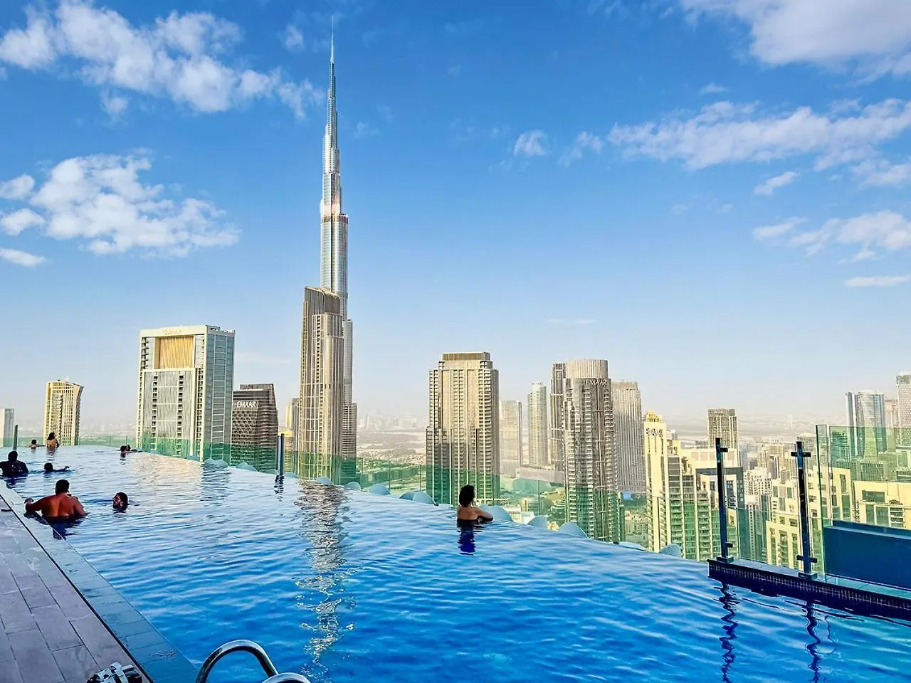 Luxury 2Br At Paramount Midtown With Infinity Pool Dubai 0*,  United Arab Emirates