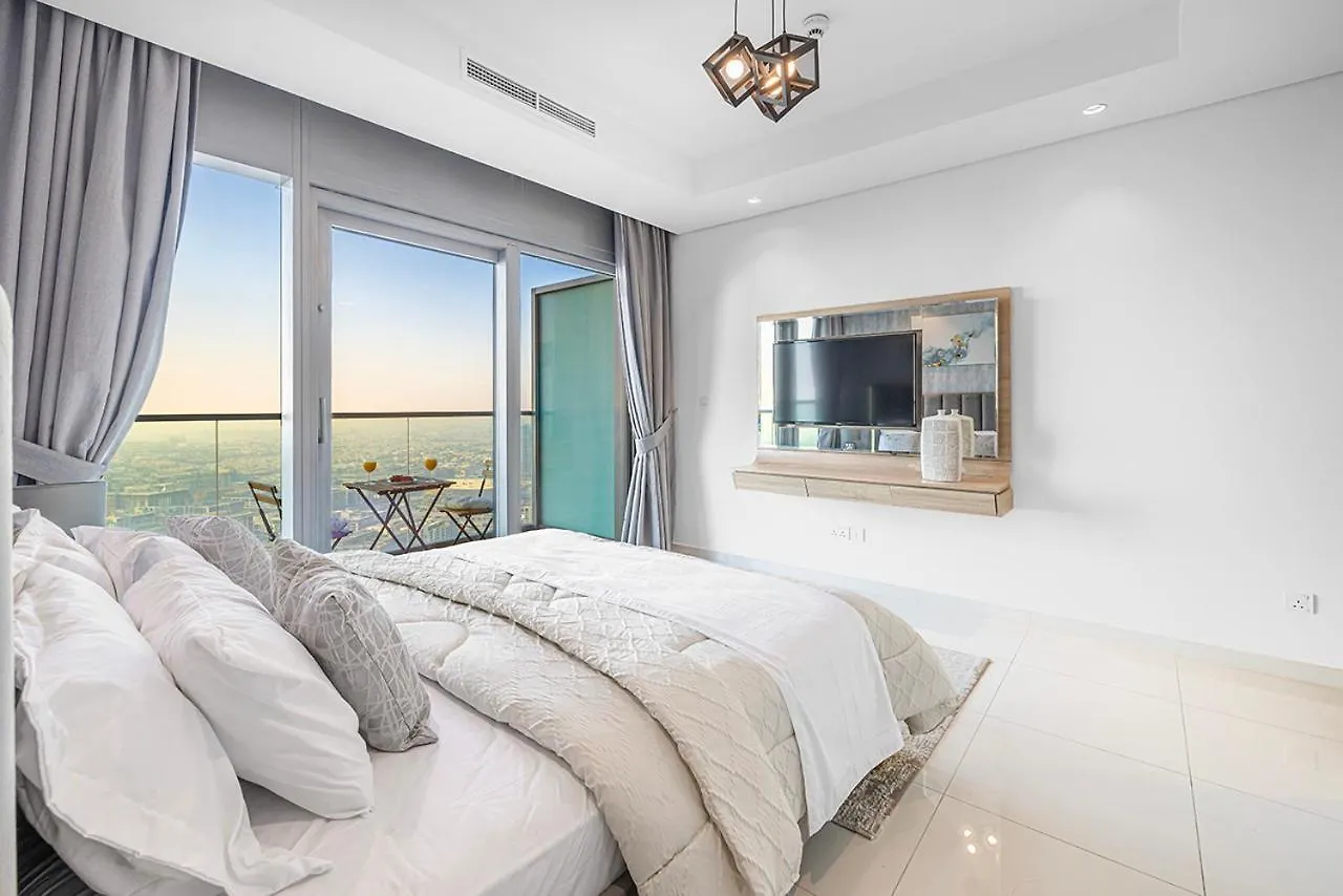 Luxury 2Br At Paramount Midtown With Infinity Pool Dubai 0*,  United Arab Emirates